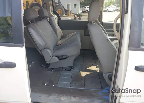 2008 Chrysler Town & Country Lx z USA, uszkodzony, nr VIN 2A8HR44H98R696478